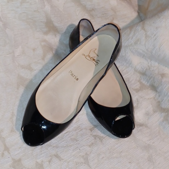 Christian Louboutin flats. - Picture 4 of 13
